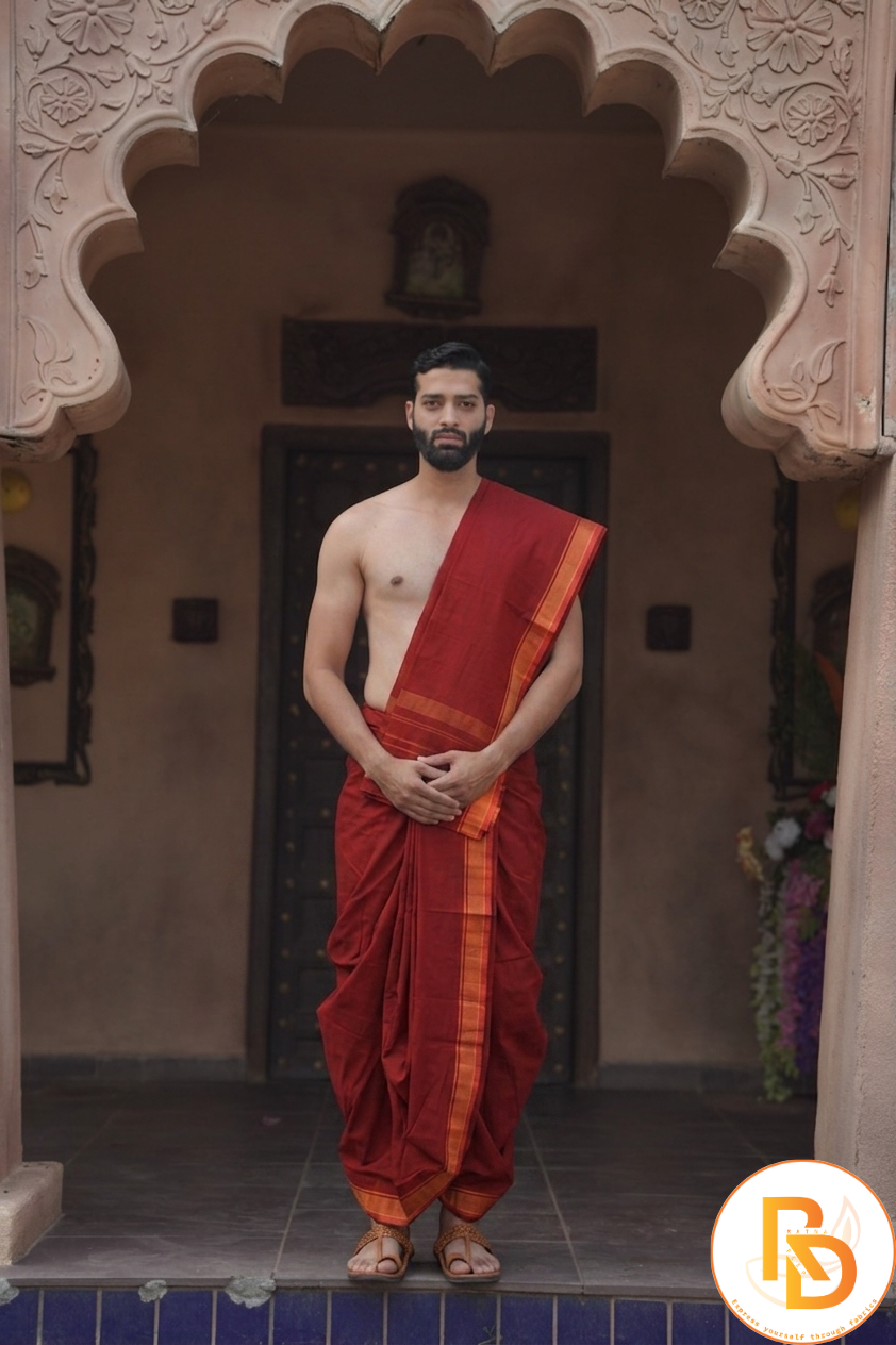 Man wearing a minister cotton dhoti with uparana